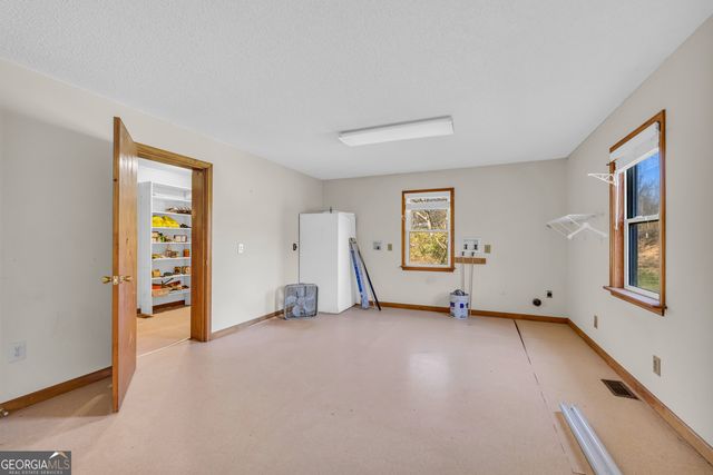 7660 Sandy Cross Road, Carnesville, GA 30521