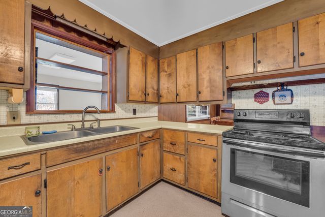 7660 Sandy Cross Road, Carnesville, GA 30521