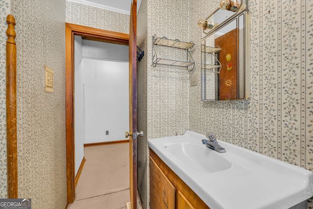 7660 Sandy Cross Road, Carnesville, GA 30521