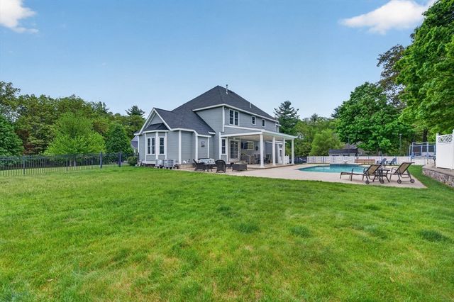 1 Fairbanks Lane, North Reading, MA 01864