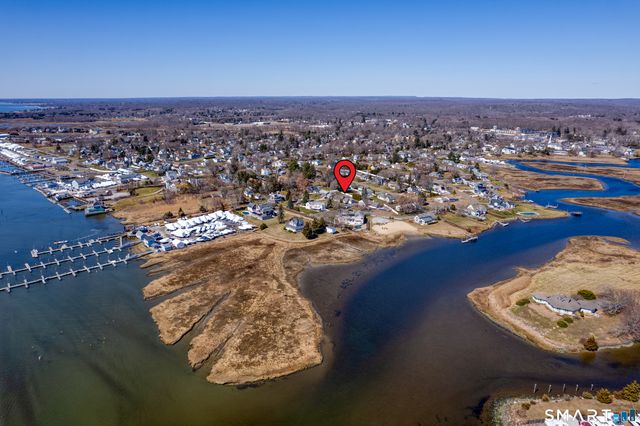 22 Indian Drive, Clinton, CT 06413