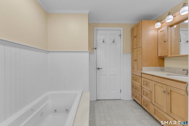 22 Indian Drive, Clinton, CT 06413