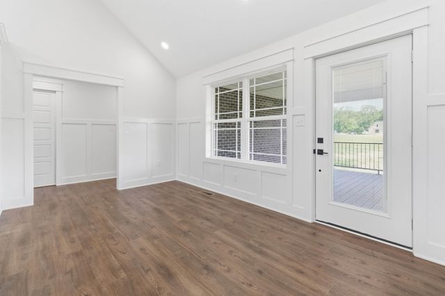 786 Lakemere lot 22, Somerset, KY 42503
