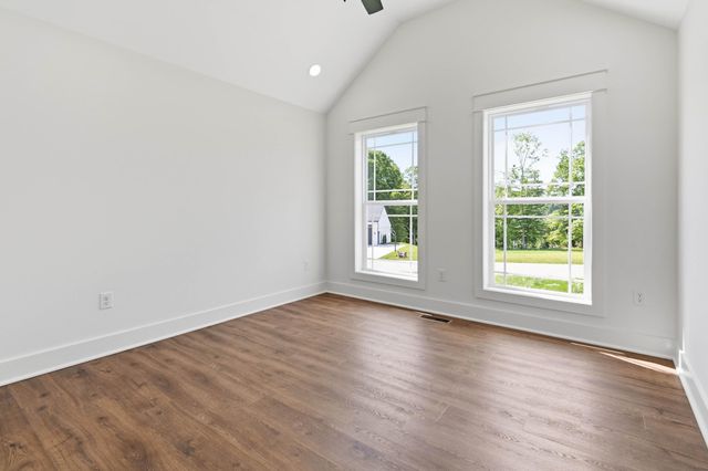 786 Lakemere lot 22, Somerset, KY 42503