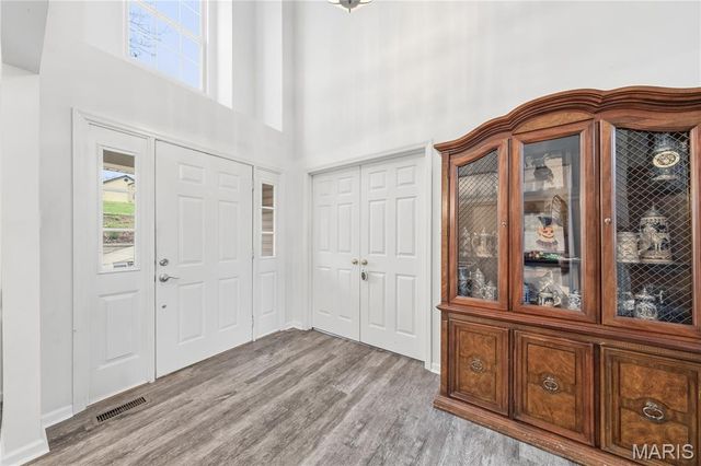 2245 Meadow Forest Drive, Pacific, MO 63069