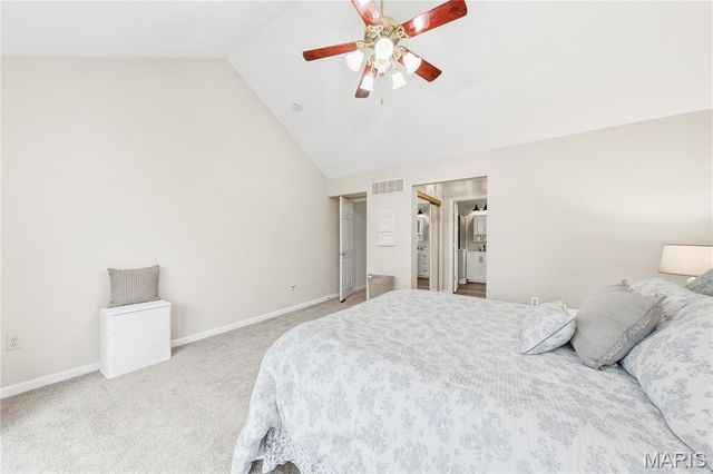 2245 Meadow Forest Drive, Pacific, MO 63069