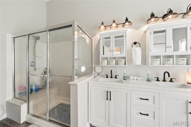 2245 Meadow Forest Drive, Pacific, MO 63069