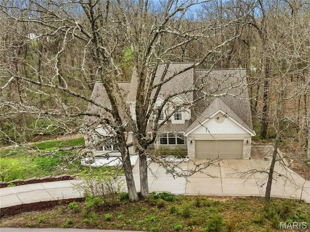 2245 Meadow Forest Drive, Pacific, MO 63069