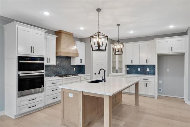 4539 145th Terrace, Basehor, KS 66007