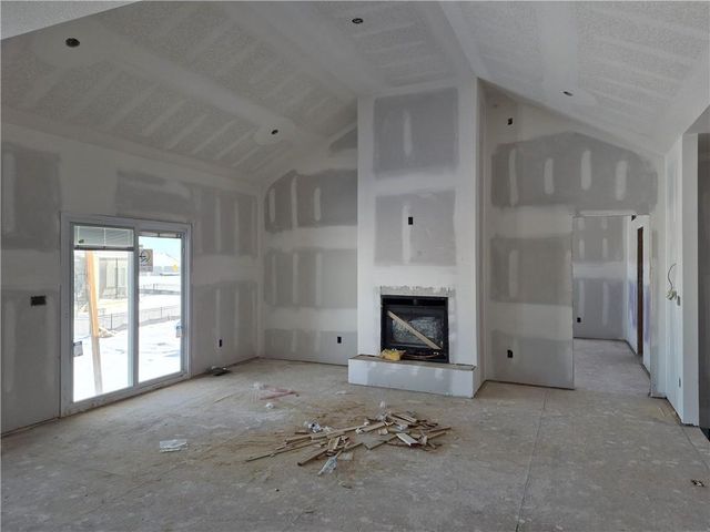 4539 145th Terrace, Basehor, KS 66007