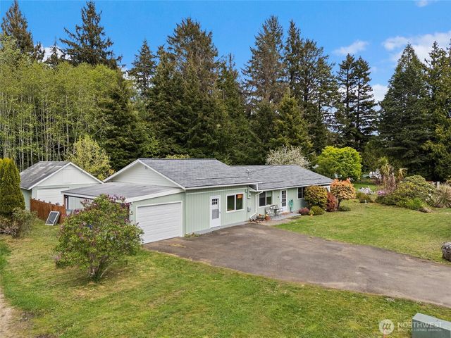 16 Harrison Street, South Bend, WA 98586