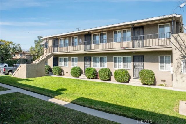4336 N Lakewood, Long Beach, CA 90808
