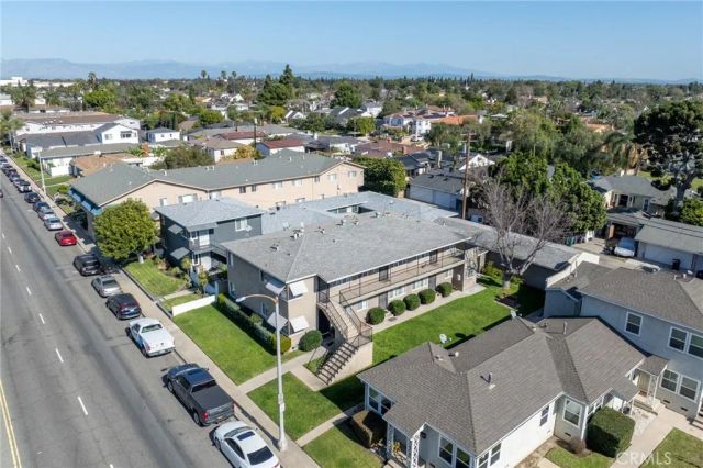 4336 N Lakewood, Long Beach, CA 90808