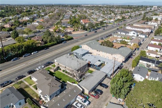 4336 N Lakewood, Long Beach, CA 90808