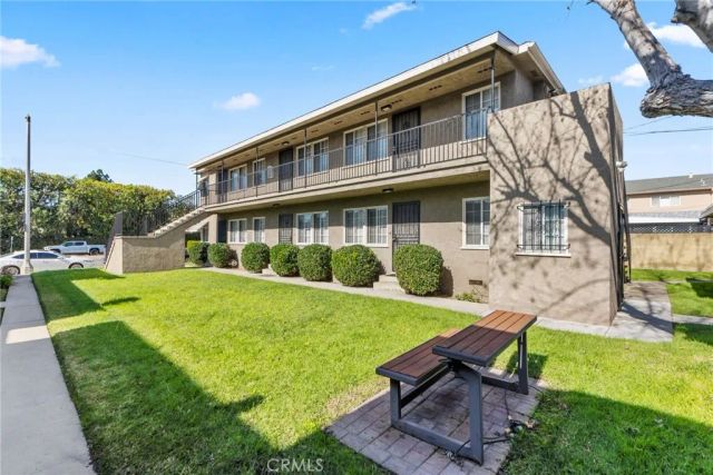 4336 N Lakewood, Long Beach, CA 90808