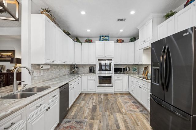 11770 Creek View Lane, Conroe, TX 77385