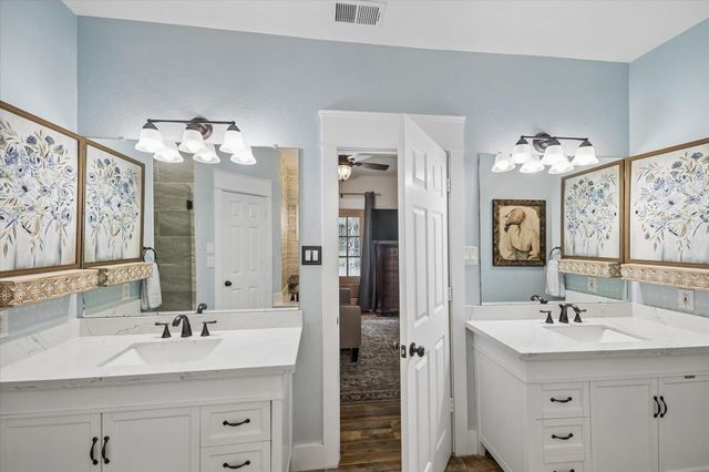 11770 Creek View Lane, Conroe, TX 77385