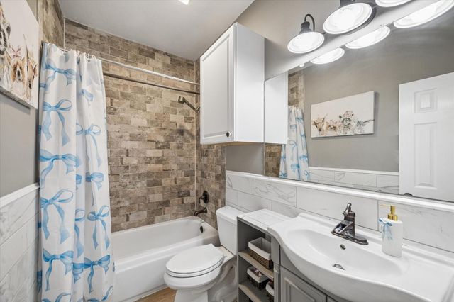 11770 Creek View Lane, Conroe, TX 77385