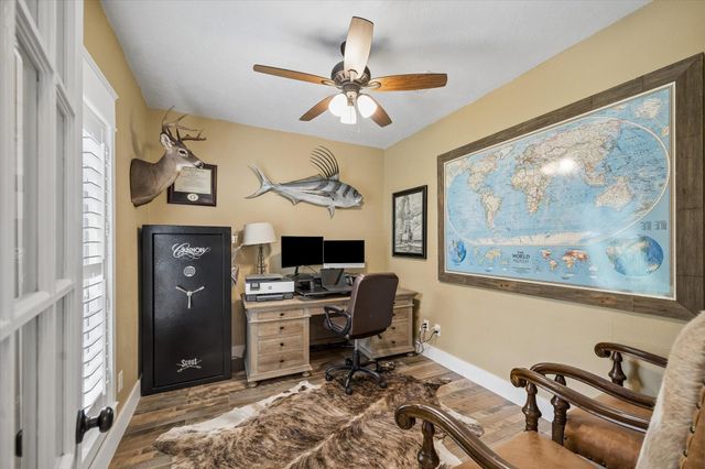 11770 Creek View Lane, Conroe, TX 77385