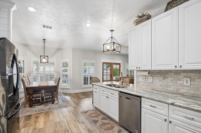 11770 Creek View Lane, Conroe, TX 77385