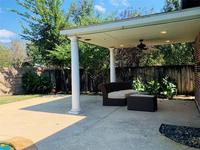 12402 Santiago Cove Lane, Houston, TX 77041