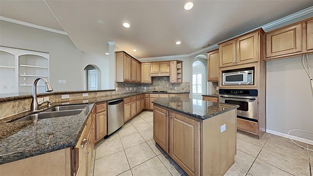 12402 Santiago Cove Lane, Houston, TX 77041