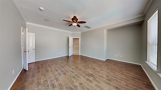12402 Santiago Cove Lane, Houston, TX 77041