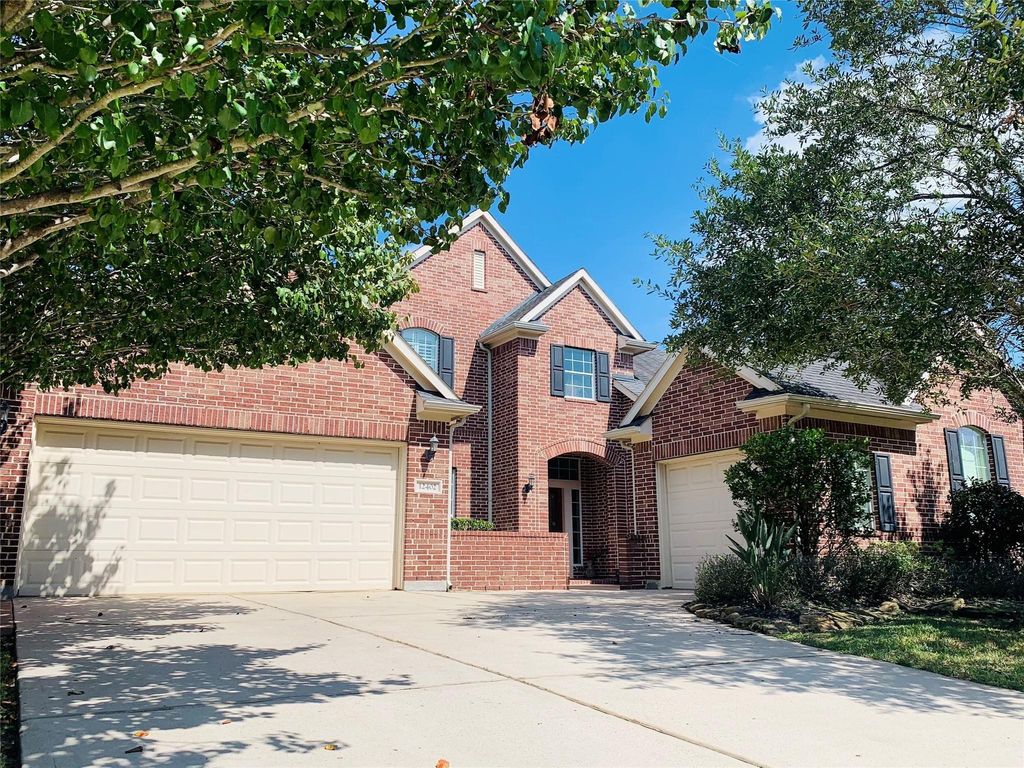 12402 Santiago Cove Lane, Houston, TX 77041
