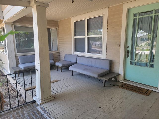 2207 FLORIDA AVENUE S, St Petersburg, FL 33705