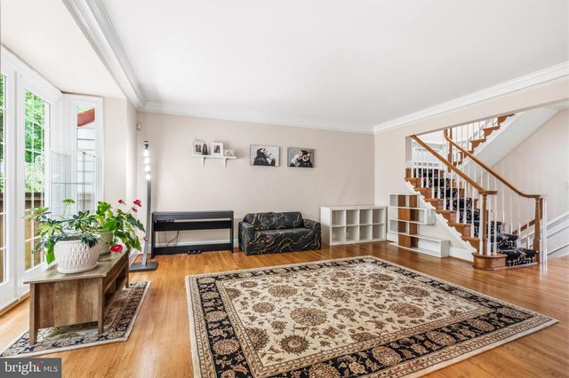 8015 QUARRY RIDGE WAY, Bethesda, MD 20817