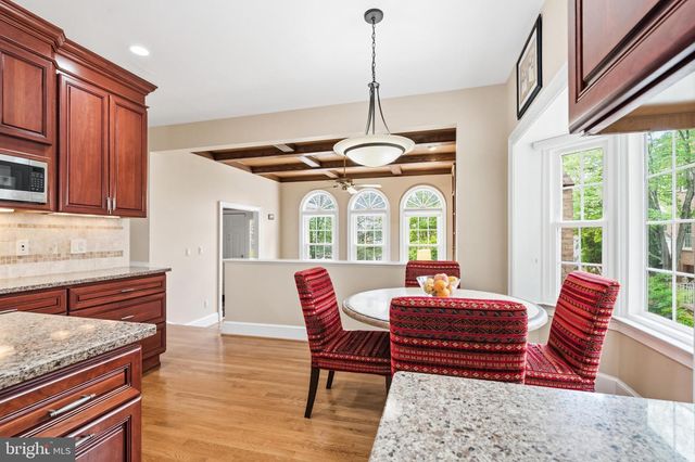8015 QUARRY RIDGE WAY, Bethesda, MD 20817