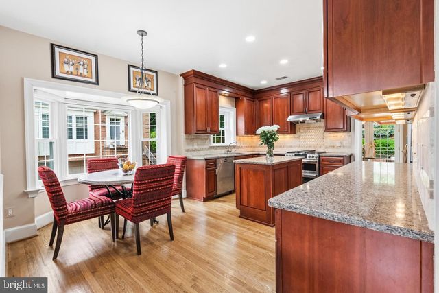 8015 QUARRY RIDGE WAY, Bethesda, MD 20817