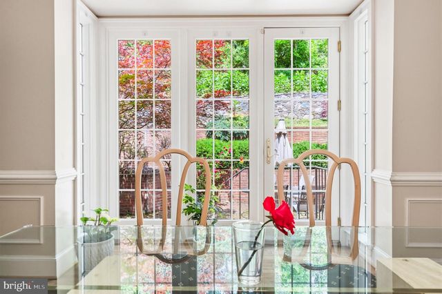 8015 QUARRY RIDGE WAY, Bethesda, MD 20817