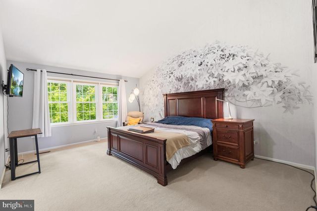 8015 QUARRY RIDGE WAY, Bethesda, MD 20817