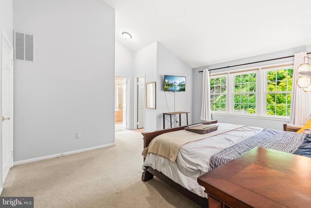 8015 QUARRY RIDGE WAY, Bethesda, MD 20817