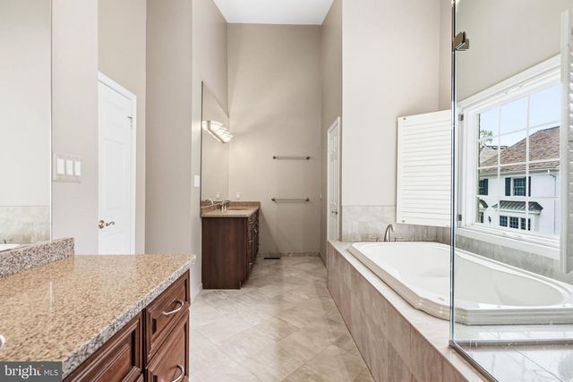 8015 QUARRY RIDGE WAY, Bethesda, MD 20817