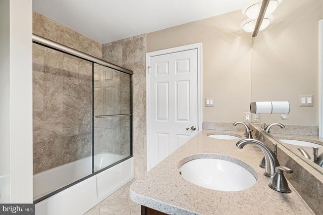 8015 QUARRY RIDGE WAY, Bethesda, MD 20817