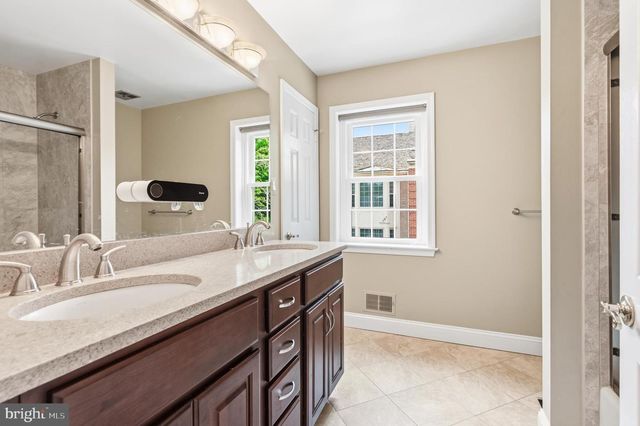 8015 QUARRY RIDGE WAY, Bethesda, MD 20817