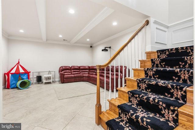 8015 QUARRY RIDGE WAY, Bethesda, MD 20817