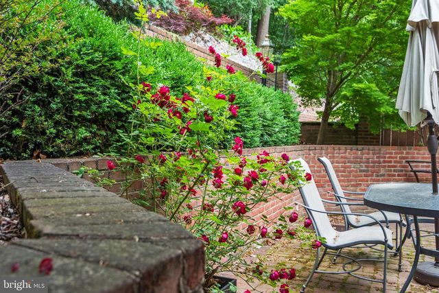 8015 QUARRY RIDGE WAY, Bethesda, MD 20817