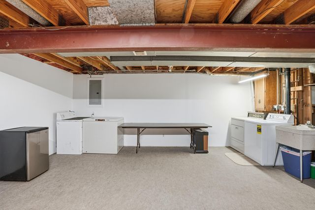 715 Cheyenne Drive, Lowell, IN 46356