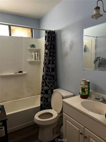 1011 W Avenue H12, Lancaster, CA 93534