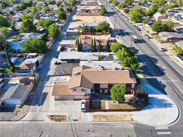 1011 W Avenue H12, Lancaster, CA 93534