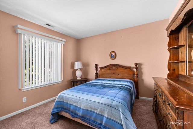 13961 S Oakdale Circle, Plainfield, IL 60544