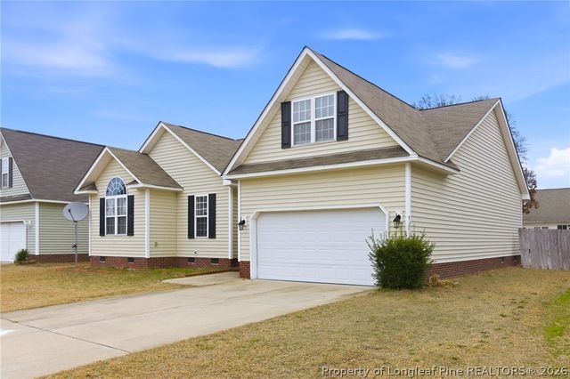 5617 Thackeray Drive, Fayetteville, NC 28306