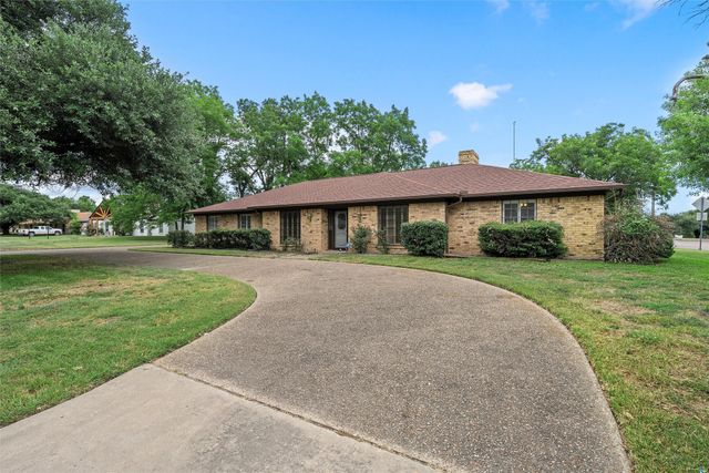 804 Val Verde, Marlin, TX 76661