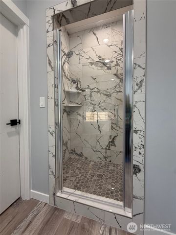 716 Island Circle SE, Ocean Shores, WA 98569