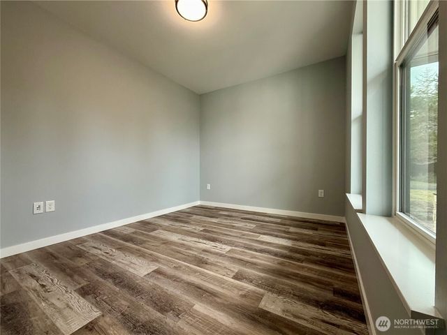 716 Island Circle SE, Ocean Shores, WA 98569