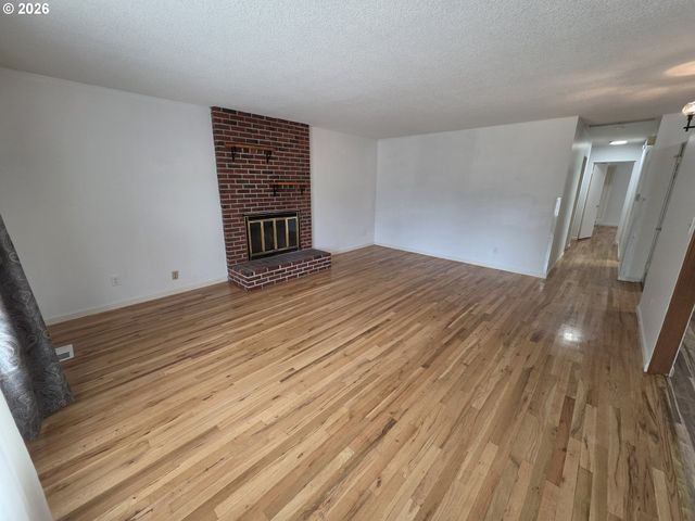 809 FLINT Ave, Vancouver, WA 98664