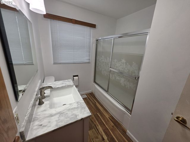 809 FLINT Ave, Vancouver, WA 98664
